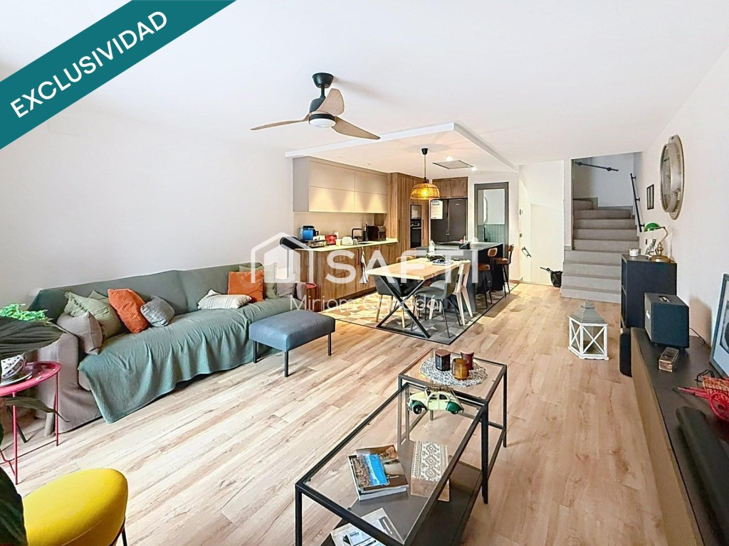Casa de pueblo reformada con alma y estilo - foto 3