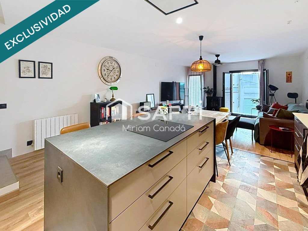 Casa de pueblo reformada con alma y estilo - foto 4