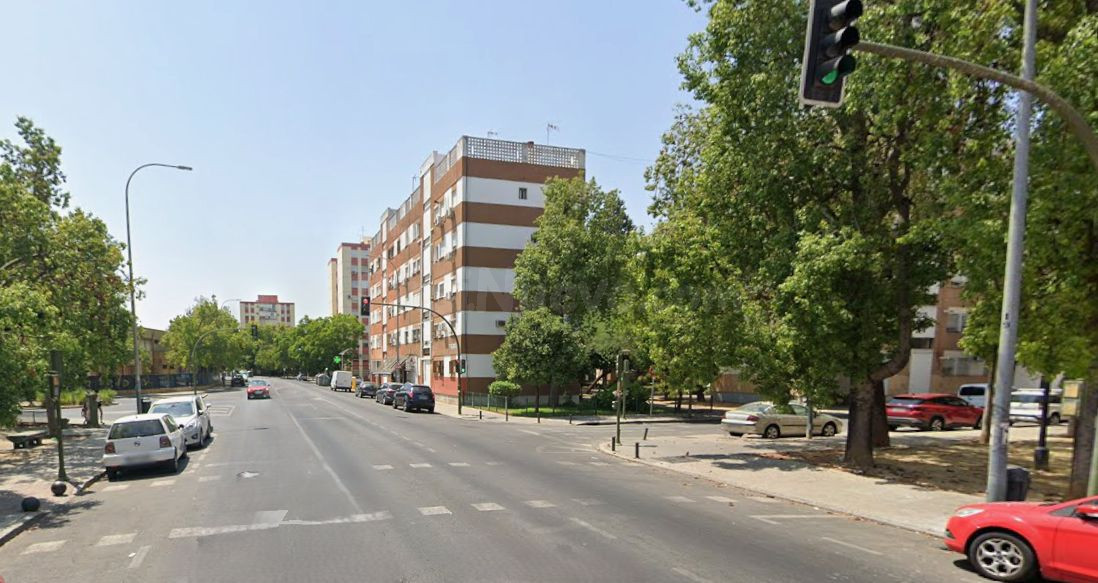 Venta piso en Sevilla - foto 3