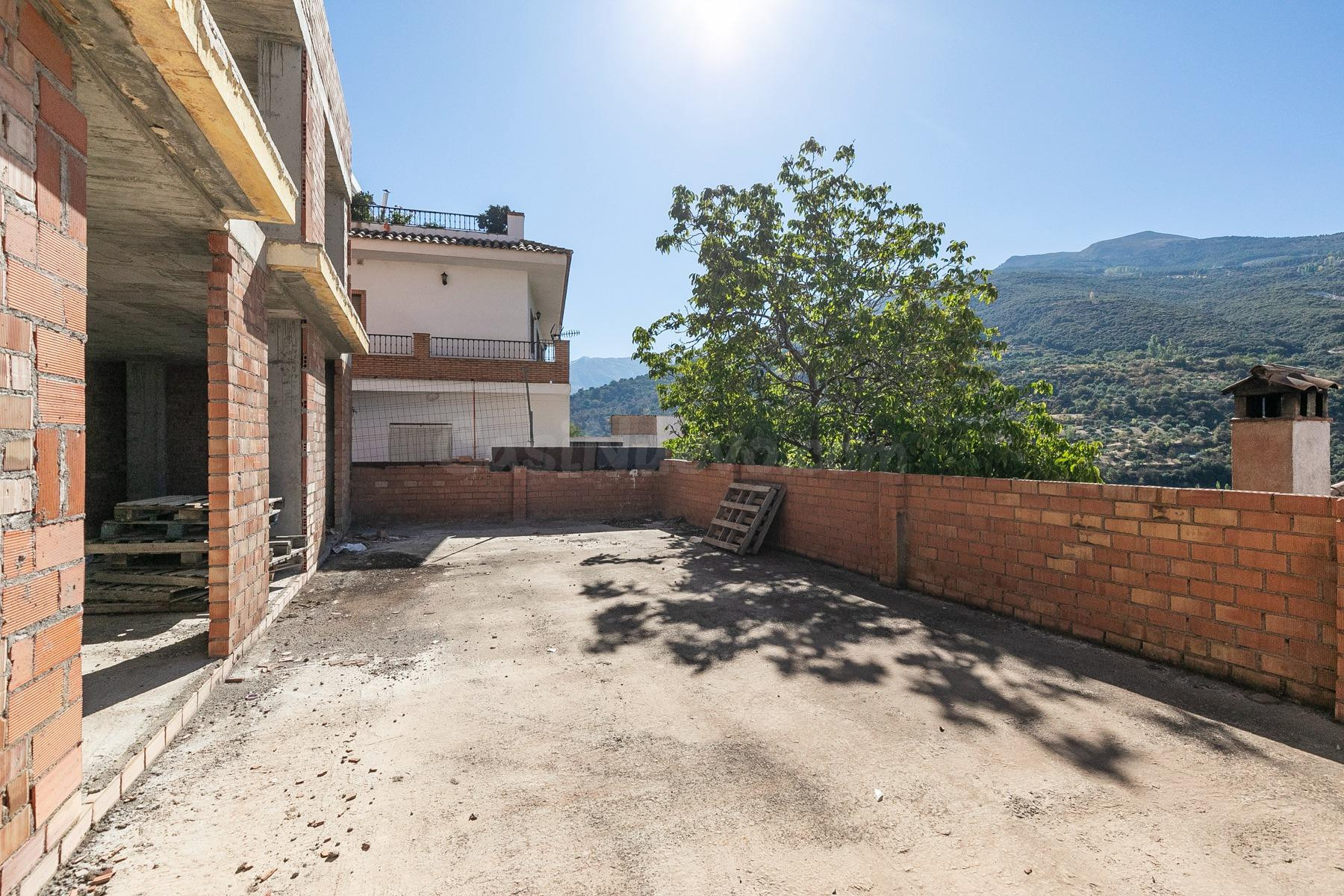EDIFICIO en Güejar Sierra