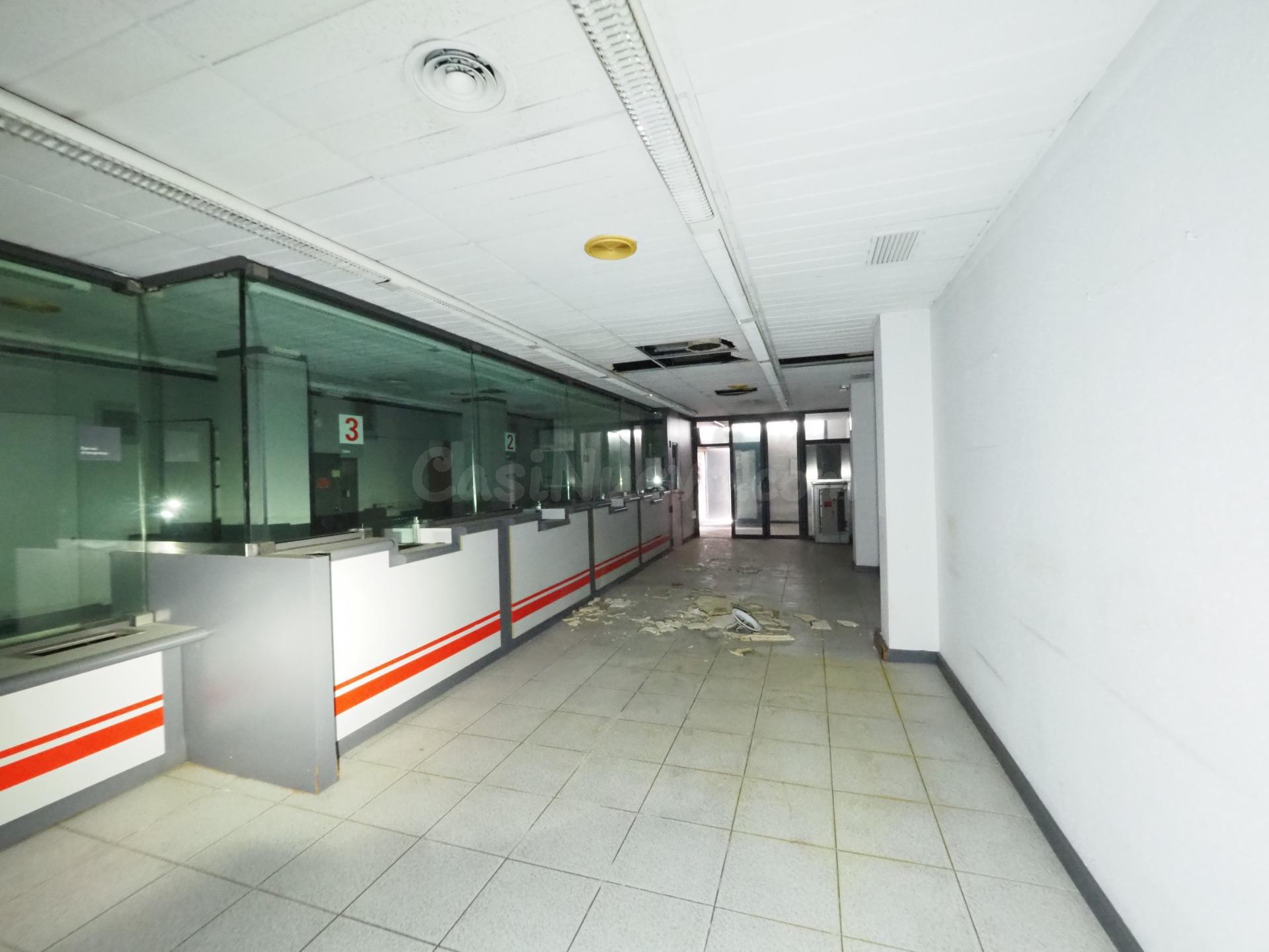 SE VENDE LOCAL COMERCIAL EN MATARÓ