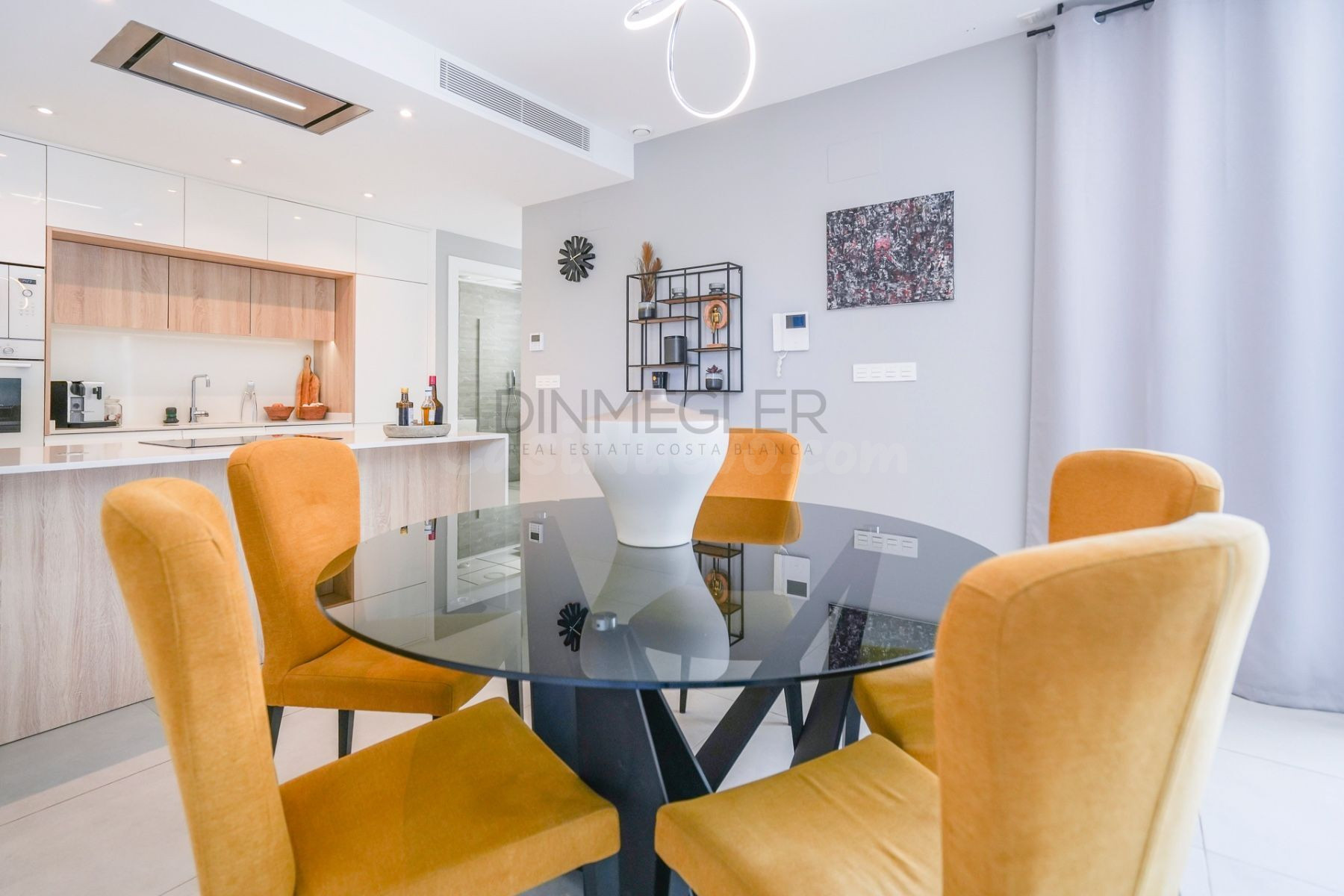 Chalet moderno de 4 dormitorios en Benijófar - foto 4