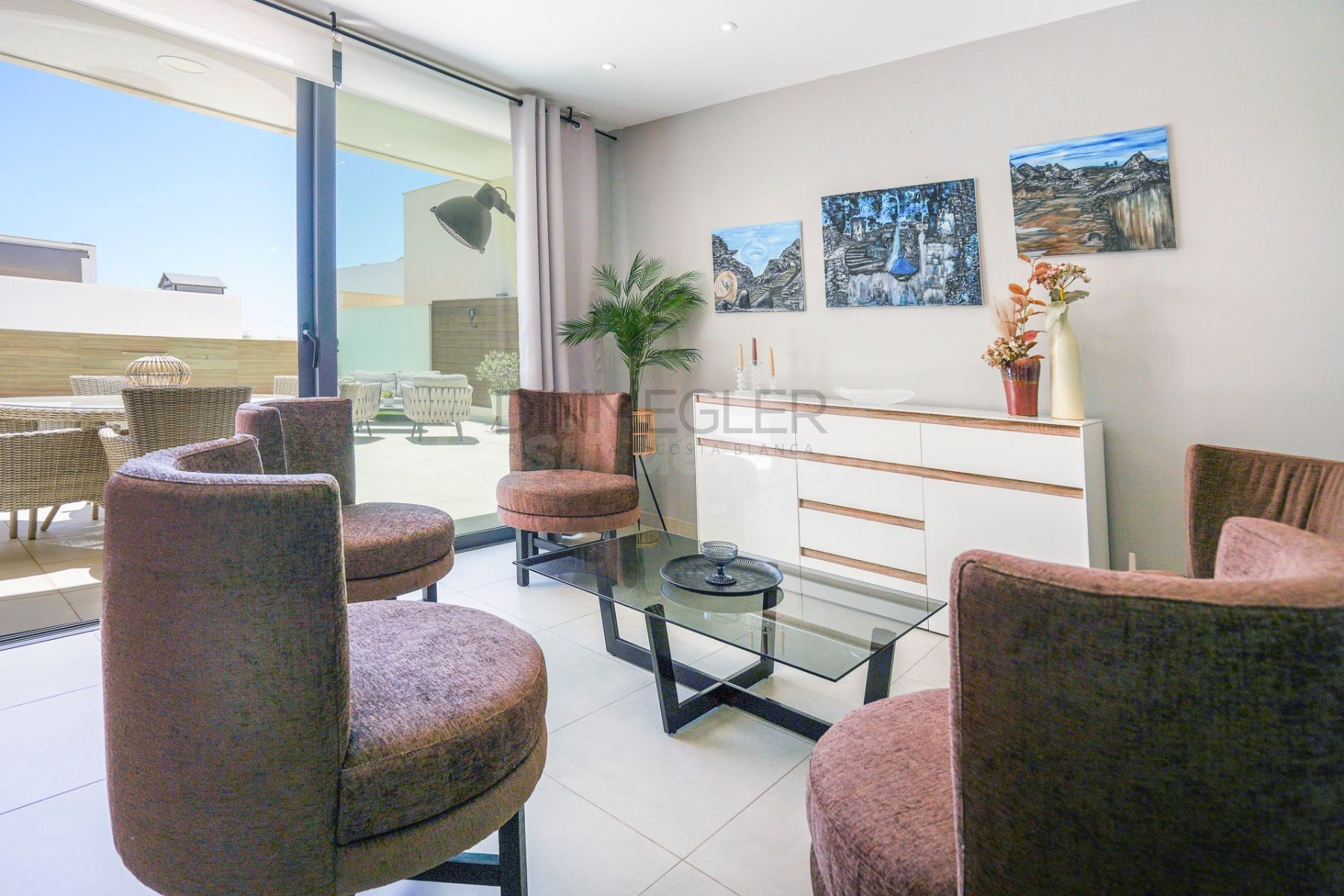 Chalet moderno de 4 dormitorios en Benijófar - foto 5