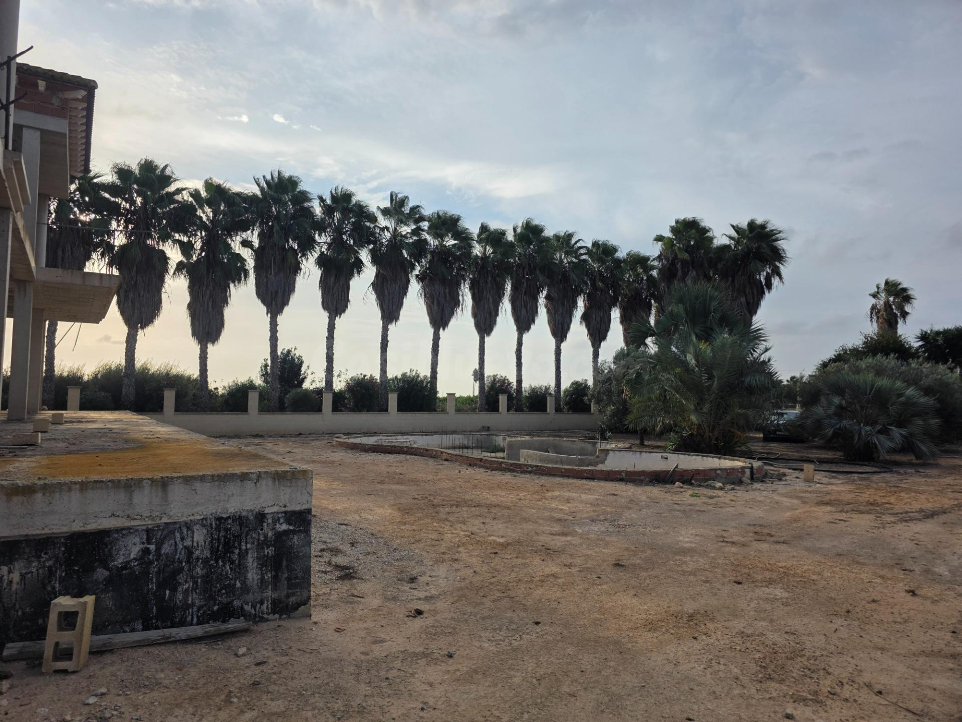 Espectacular finca rústica con proyecto de construcción y li - foto 2