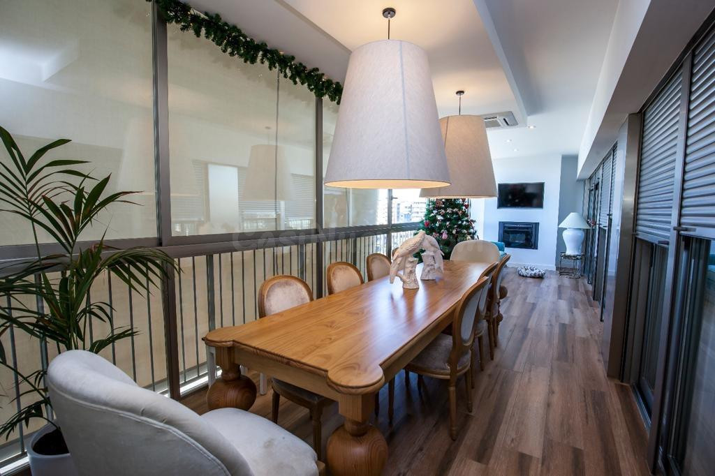 ESPECTACULAR PISO ZONA PORCELANOSA-