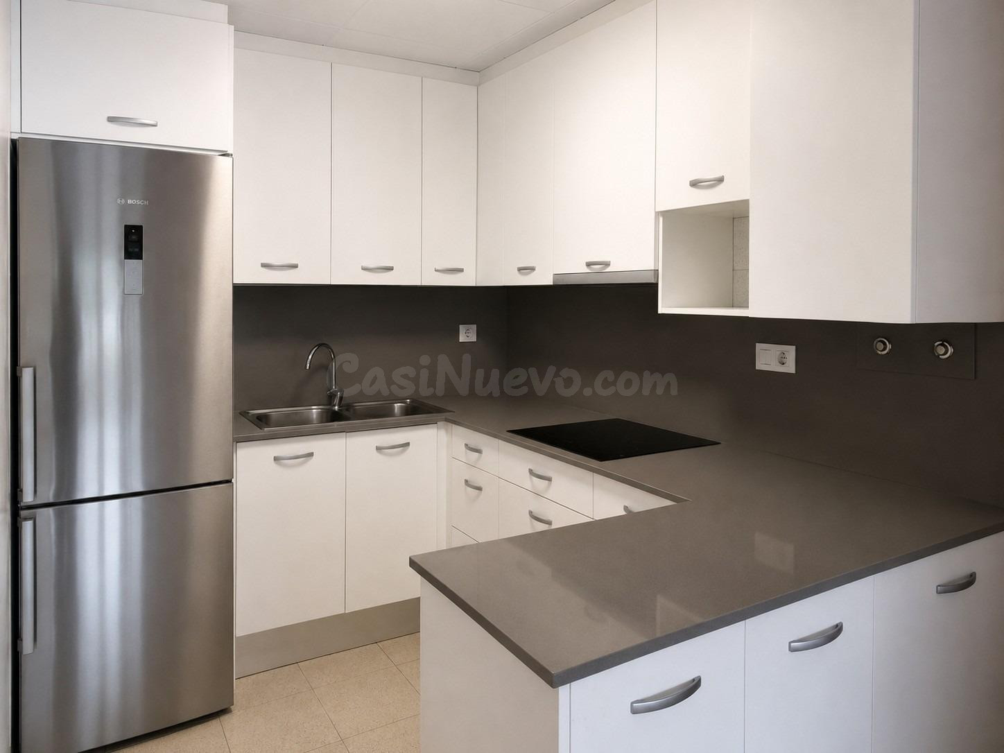 Piso de 1 dormitorio en Amposta, con ascensor y balcón