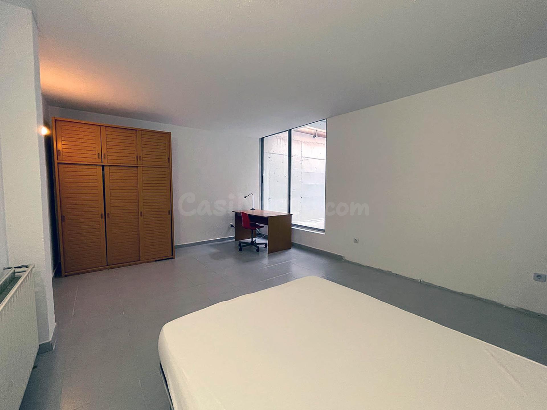 ¡ESTUDIANTES! HABITACIONCON BAÑO PRIVADO EN CHALET A COMPARTIR EN VILLANUEVA DE LA CAÑADA