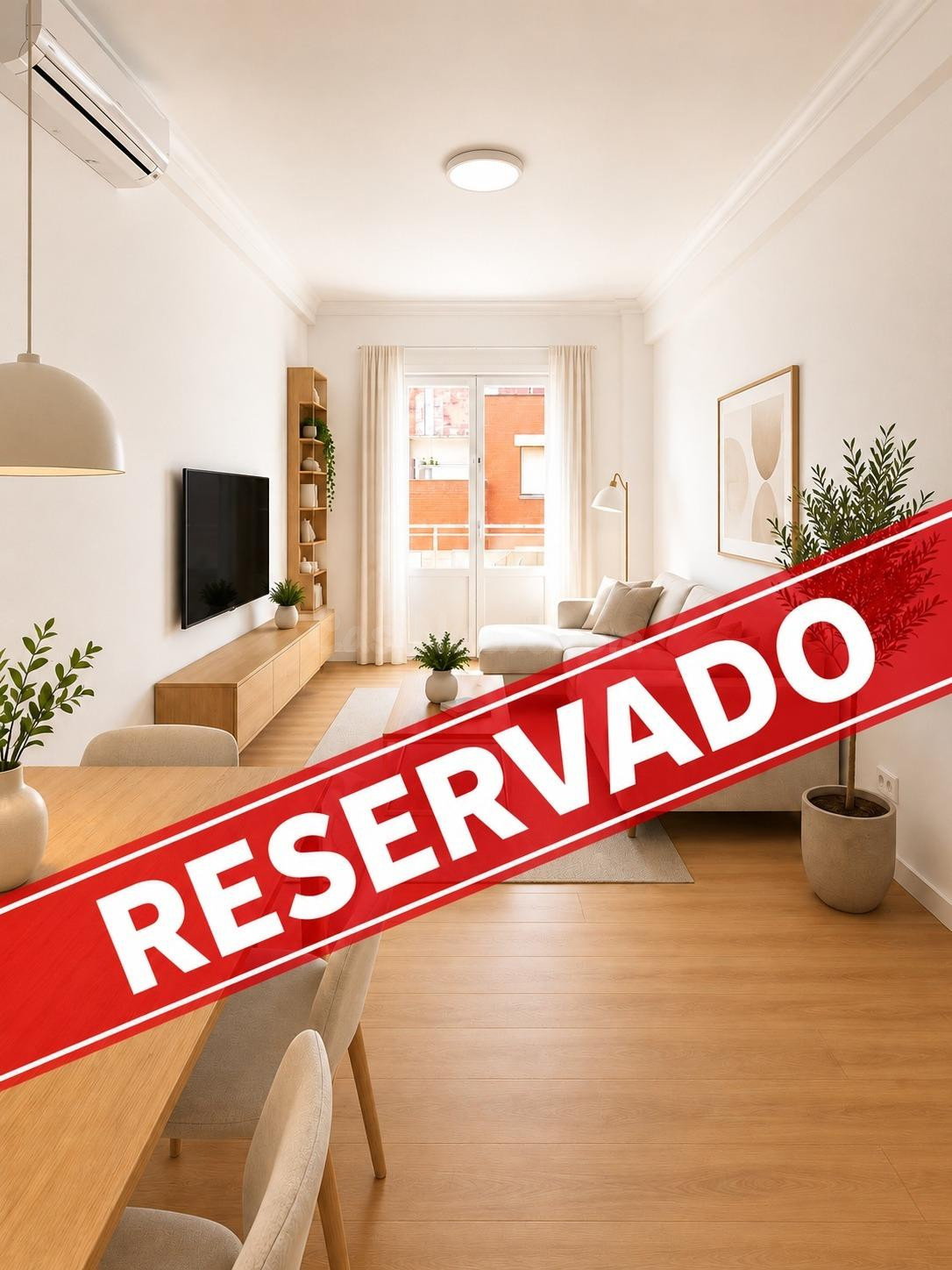 Creu de barbera! Piso de 3 habitaciones, balcón,  junto al P