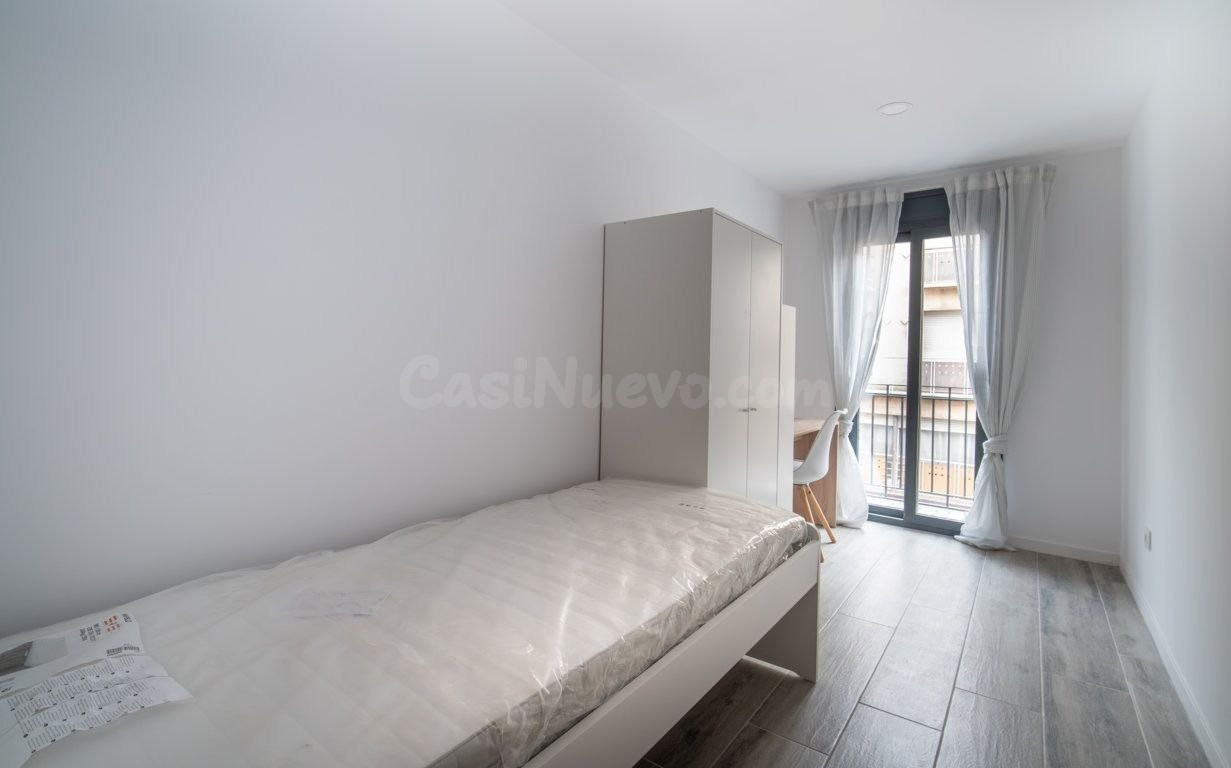 ALQUILER habitaciones EN IGUALADA ZONA CENTRO ESTILO RESIDEN - foto 5