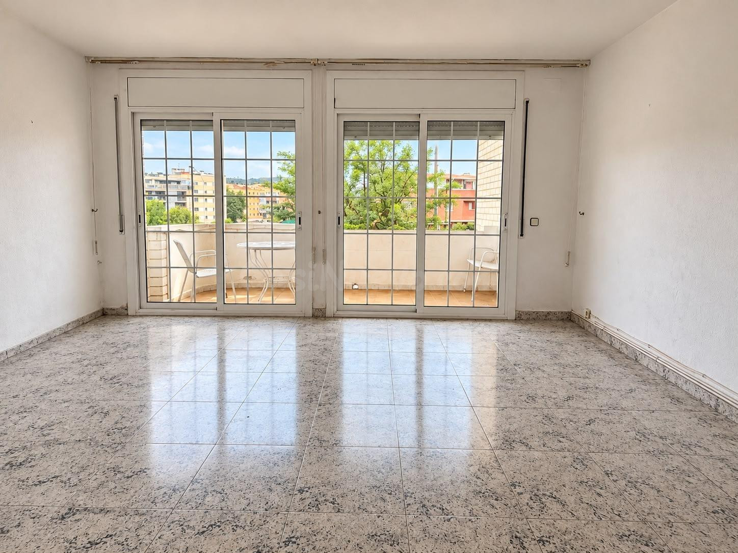 VENTA CASA EN IGUALADA ZONA SET CAMINS TERRAZAS, GARAJE Y PI - foto 2