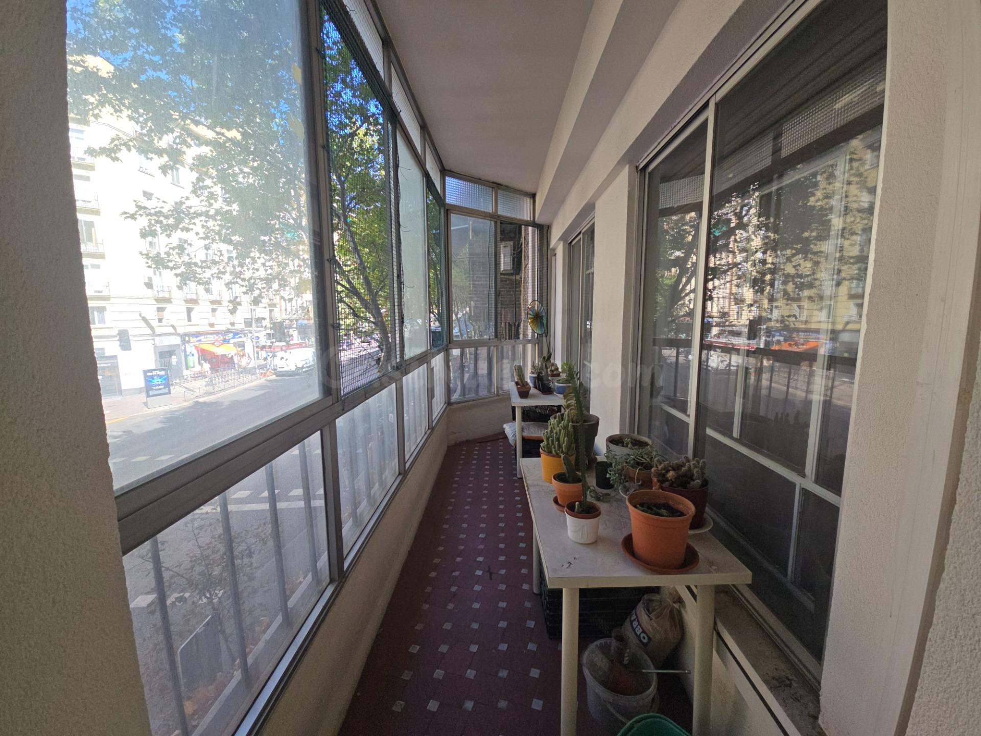 Magnífico piso en Paseo de las Delicias con ascensor y terra - foto 5
