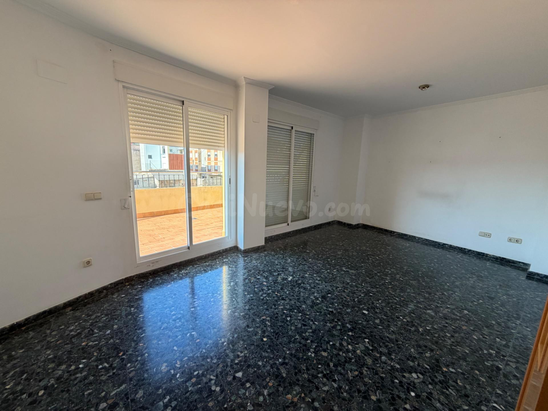 SE ALQUILA ATICO - foto 4