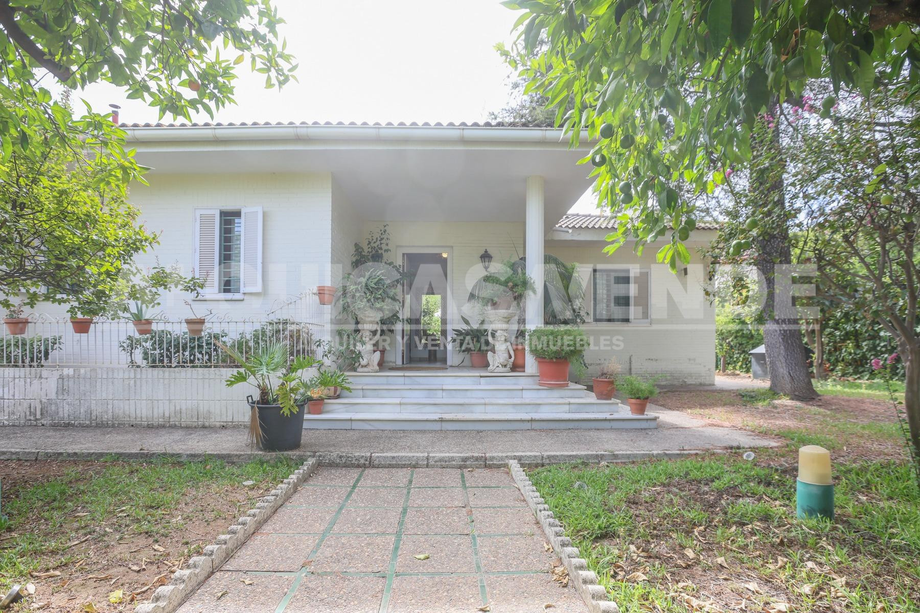 Exclusiva villa de lujo en Simón Verde: 1.150 m2 de parcela 