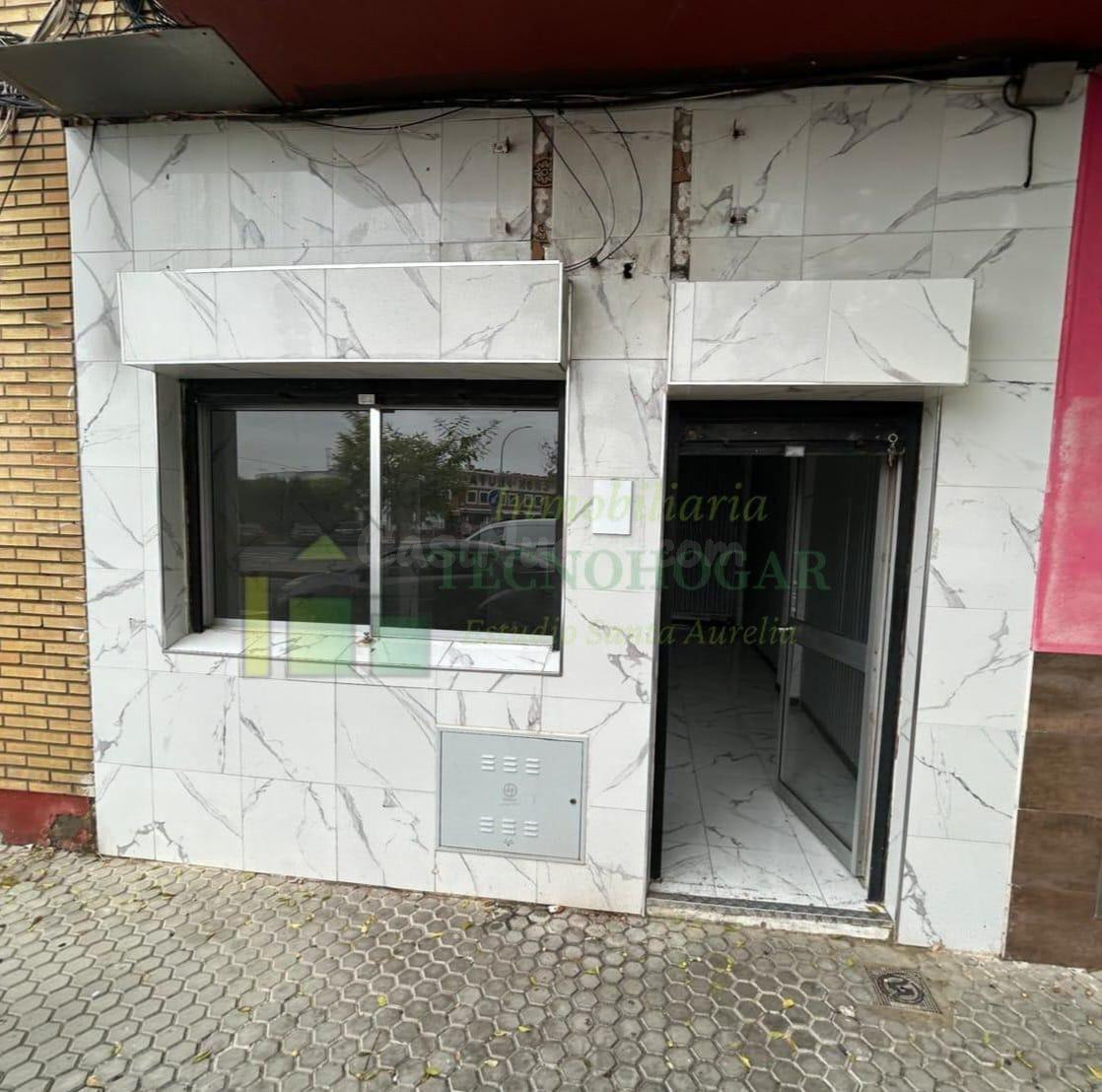 ¡Oportunidad en General Ollero! Local en excelente ubicación.