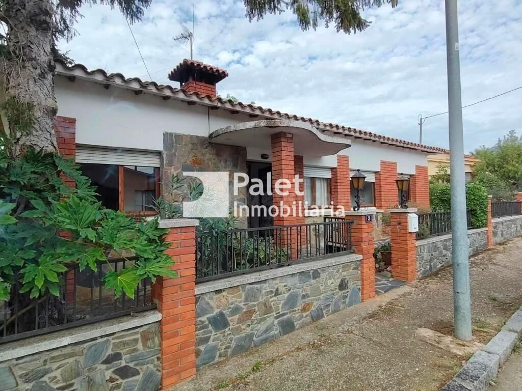 MAGNÍFICA CASA EN VENTA EN SANT PERE DE VILAMAJOR