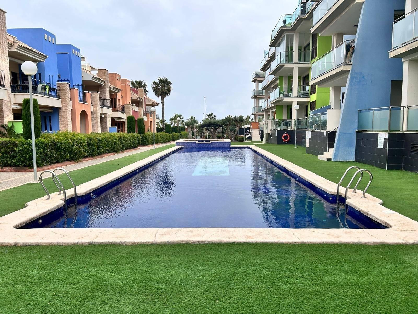 Lujoso Apartamento en Orihuela Costa