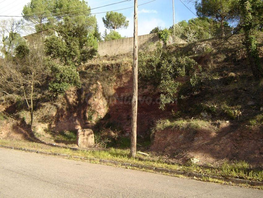 Terreno urbano de 360 m2 en Talamanca con vistas a Sant Llor - foto 3