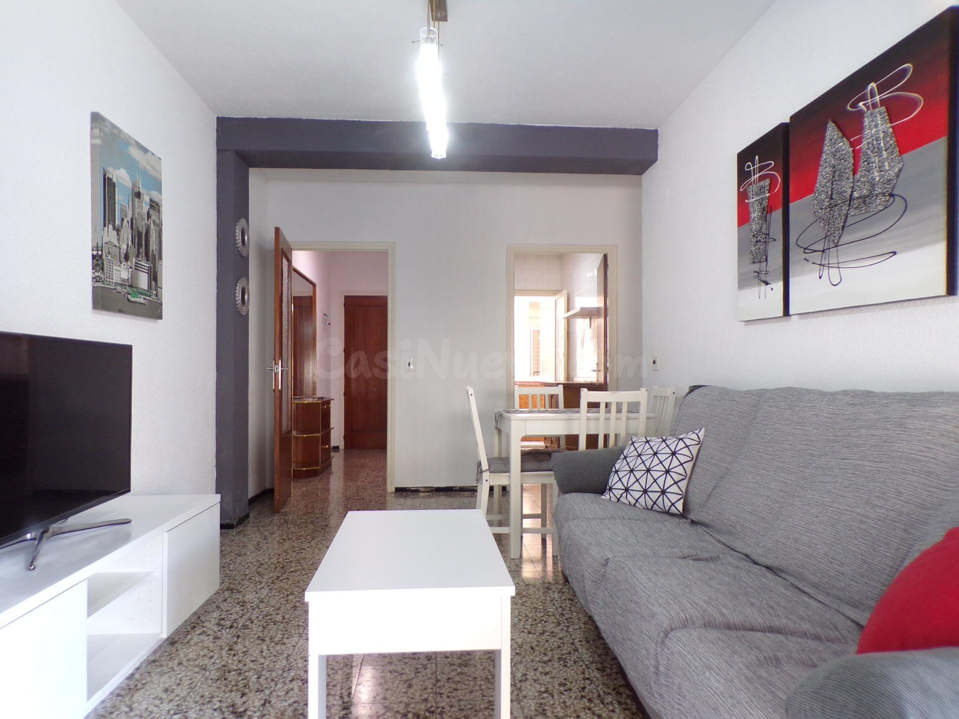 PISO EN ALQUILER DE CUATRO DORMITORIOS SEMIAMUEBLADO
