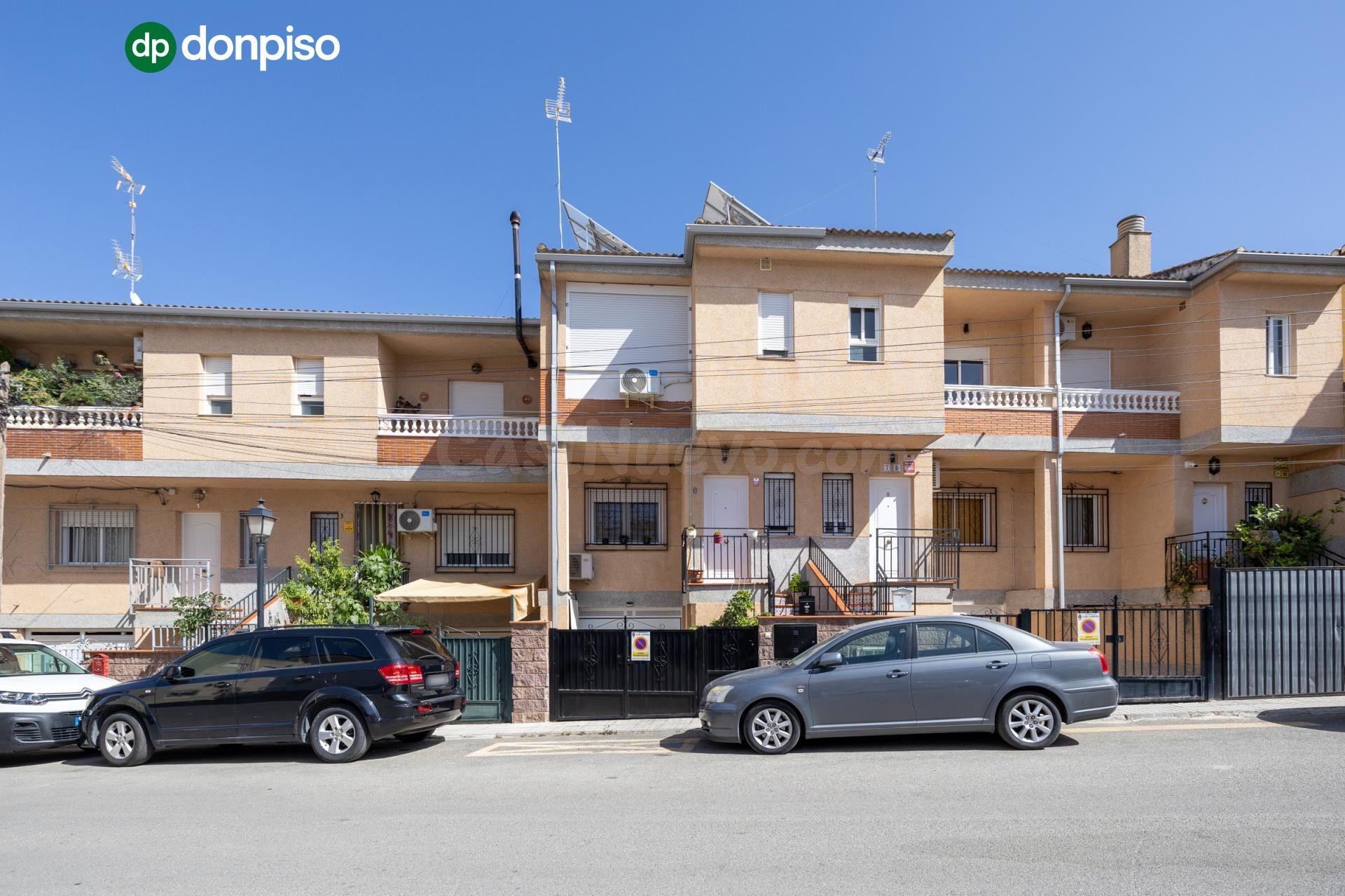 AMPLIA Y PRECIOSA CASA LISTA PARA ENTRAR A VIVIR!!