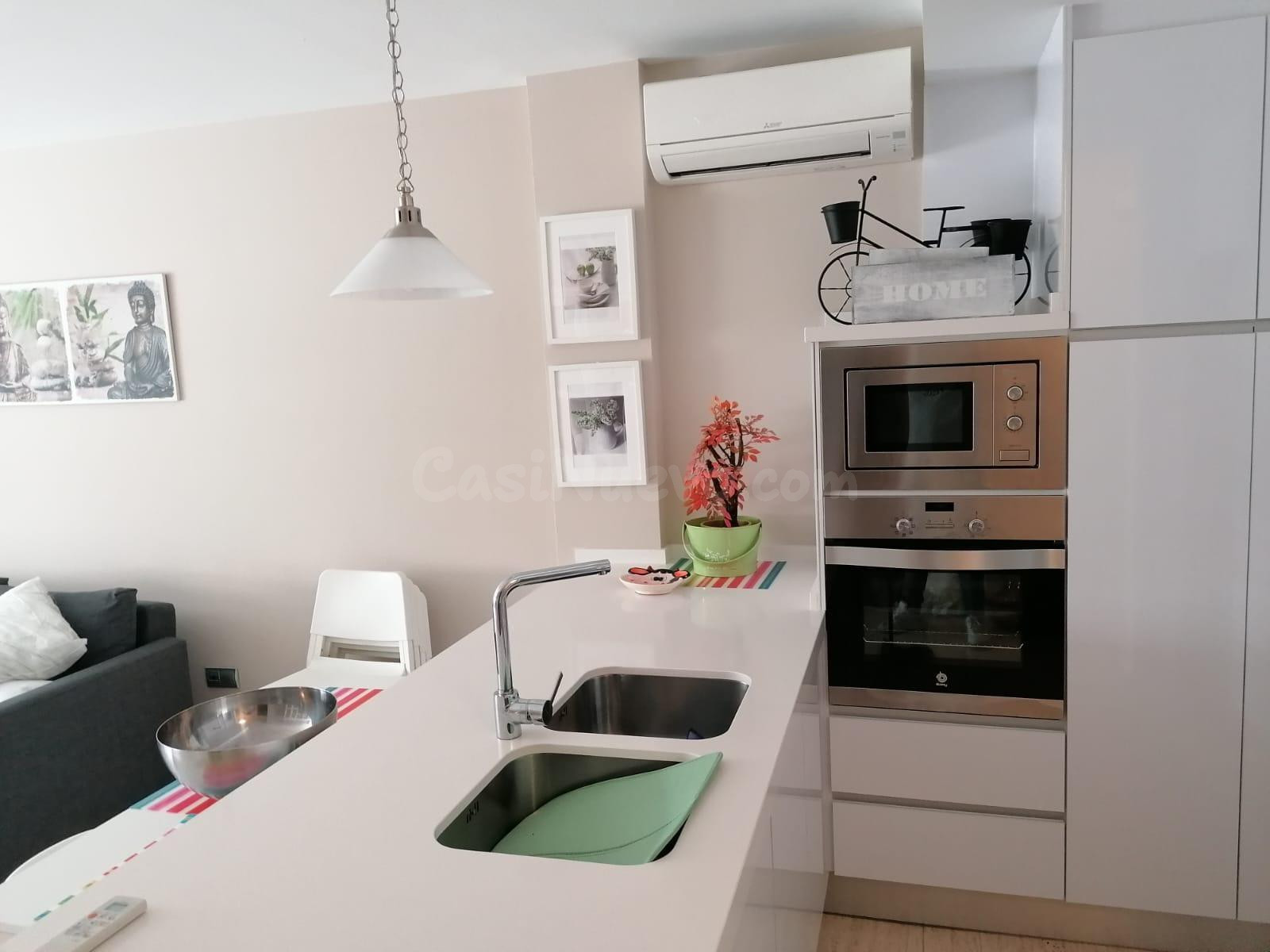 SE ALQUILA PISO  DE 2 habitaciones EN ZONA TOYO - foto 4