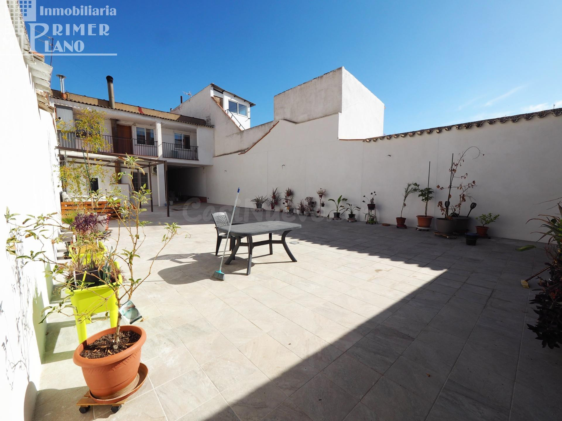Amplia Casa en el Corazón de Tomelloso - €290,000 - foto 2