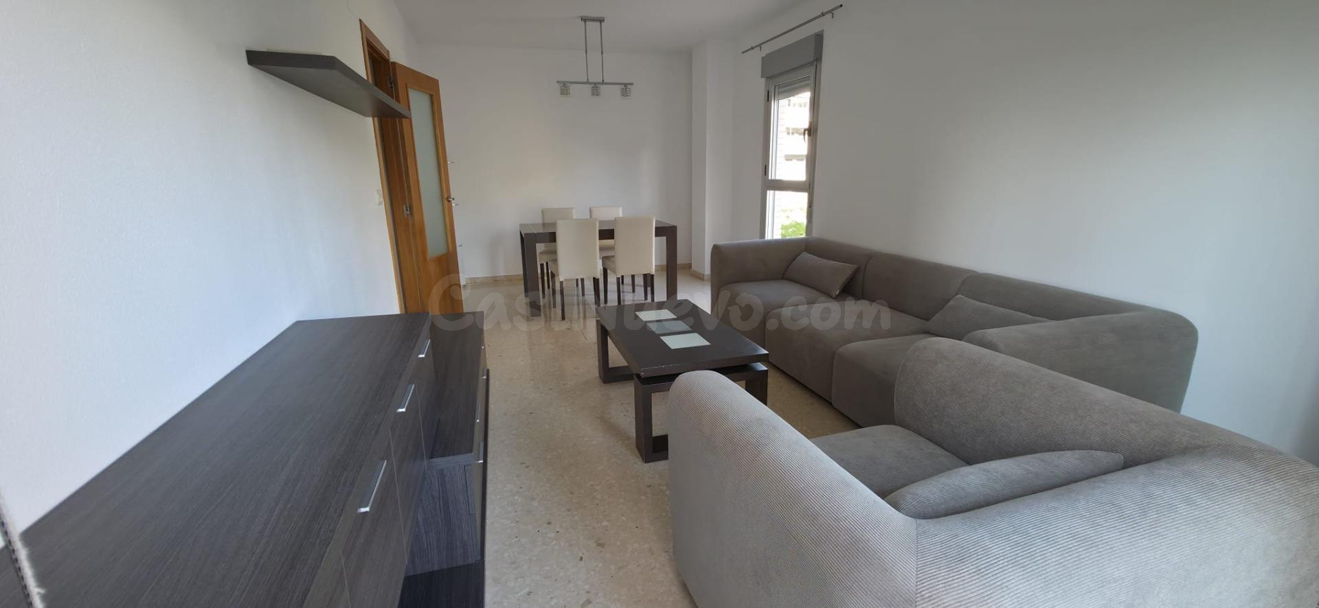 SE VENDE PISO SEMI-NUEVO DE 4 DORM ZONA ALTABIX-UNIVERSIDAD - foto 3
