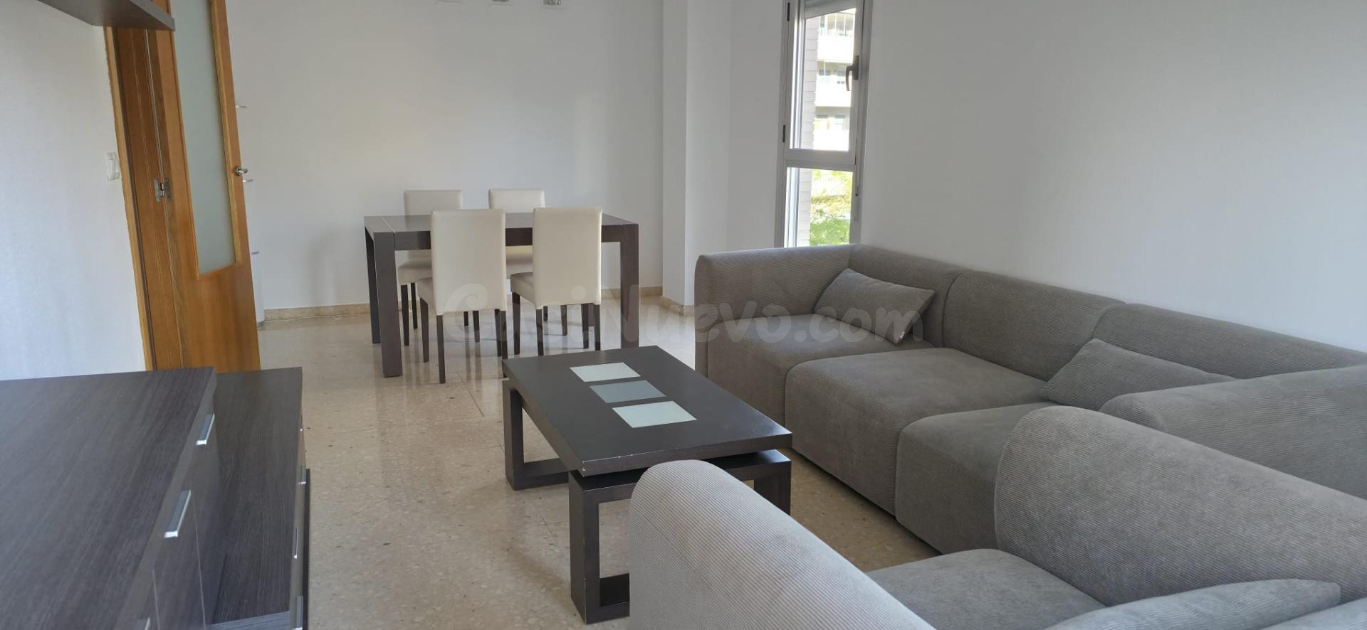 SE VENDE PISO SEMI-NUEVO DE 4 DORM ZONA ALTABIX-UNIVERSIDAD - foto 4