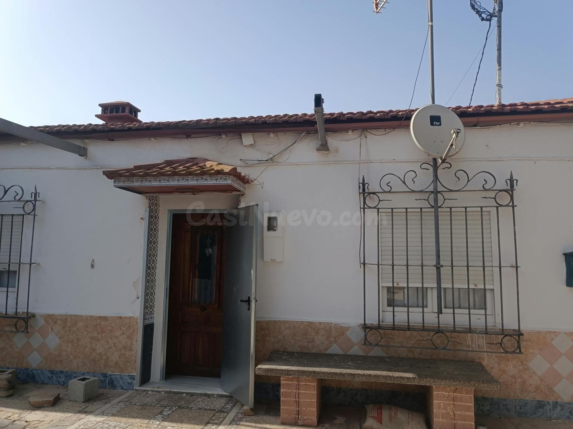 Se vende casa de campo de 122 m2, sobre parcela de 147 m2 en - foto 2