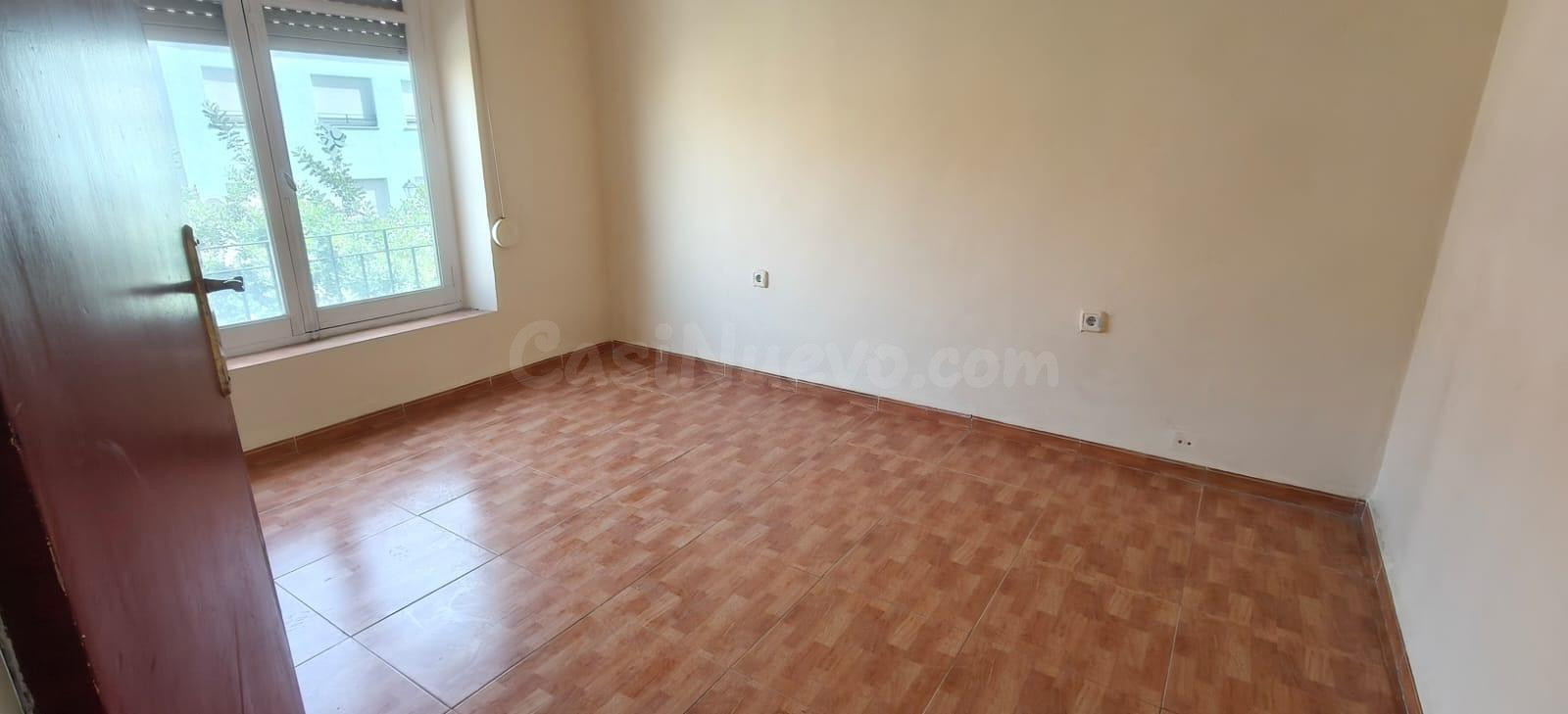 Amplio piso de 160 m2 para reformar en Cocentaina - foto 5