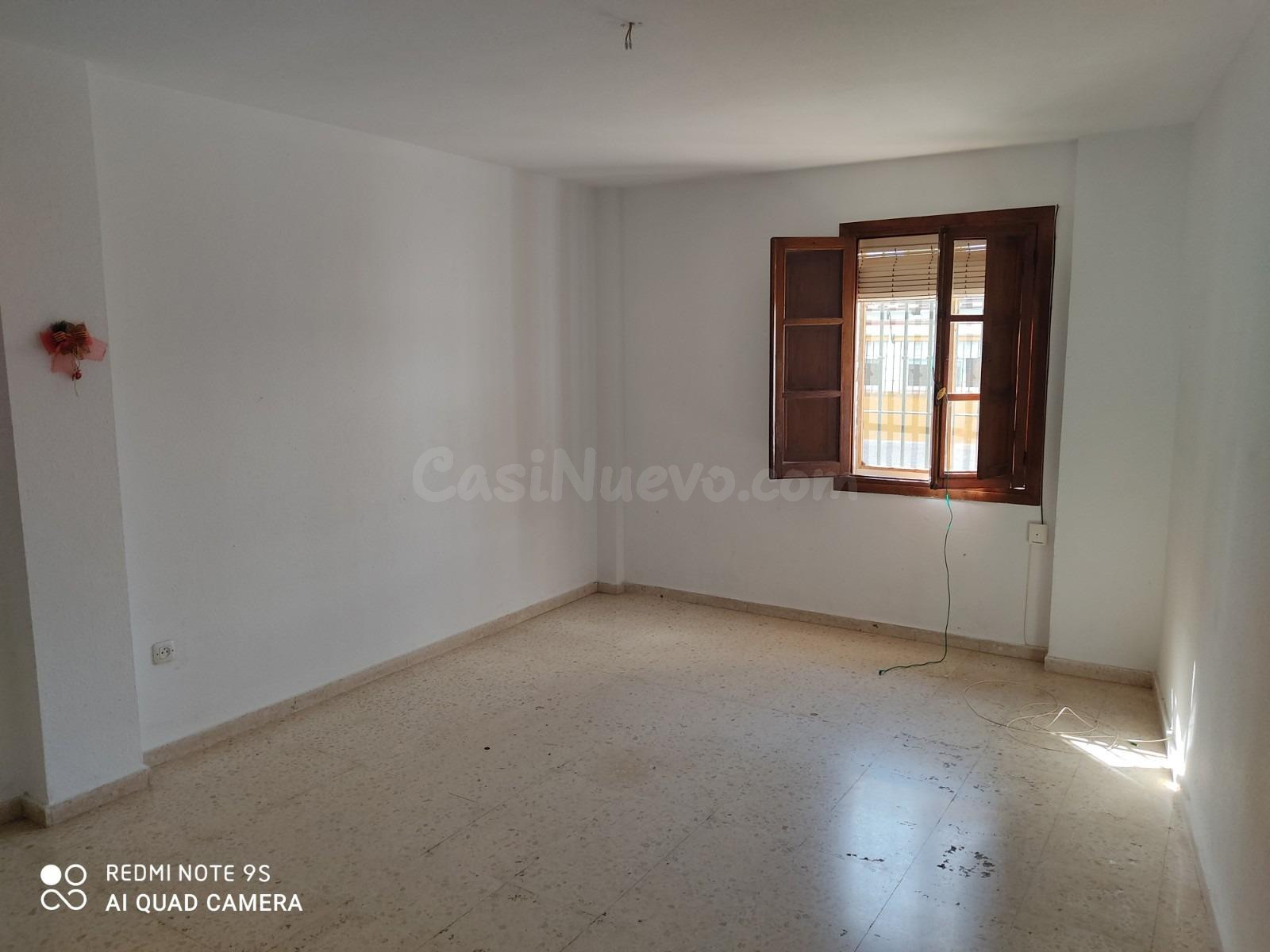 PISO BAJO EN EL CENTRO DE GINES - foto 4