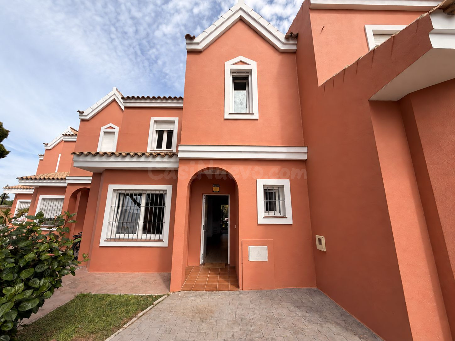 Chalet adosado en Avenida Octavio Augusto, Novo Sancti Petri, Chiclana de la Frontera