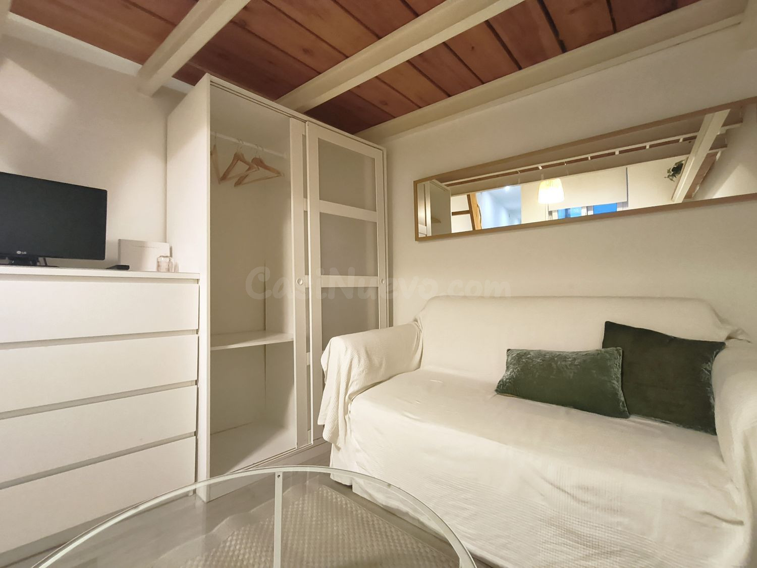 Piso 28m² en alquiler - Palacio - foto 3