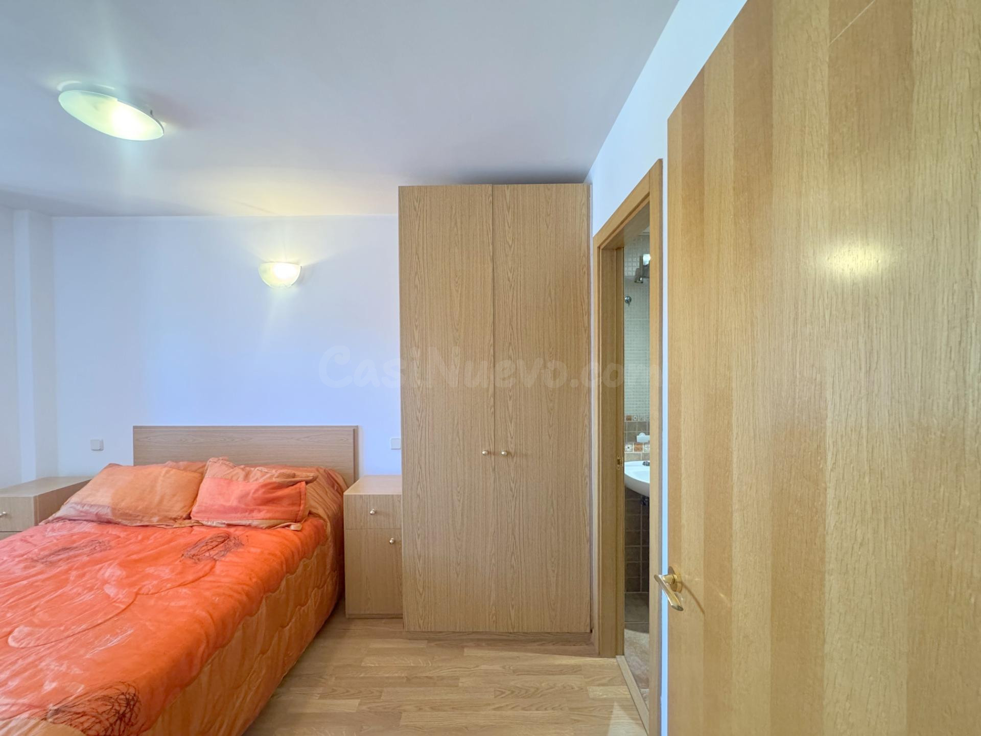 Amplio piso con 3 dormitorios, terraza y excelentes vistas e - foto 5