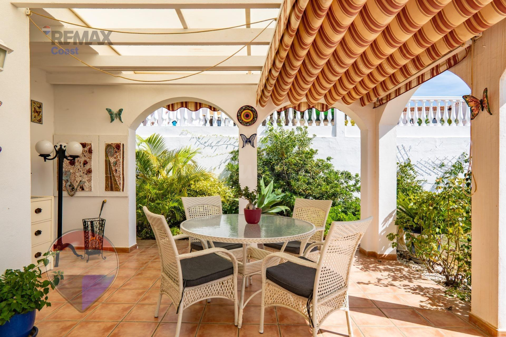 VILLA INDEPENDIENTE CON PISCINA, GRANDES TERRAZAS Y VISTAS A - foto 4
