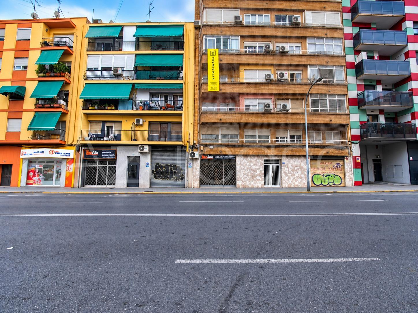Local en alquiler de 990m2 en plena Avenida de Novelda, Alto - foto 2
