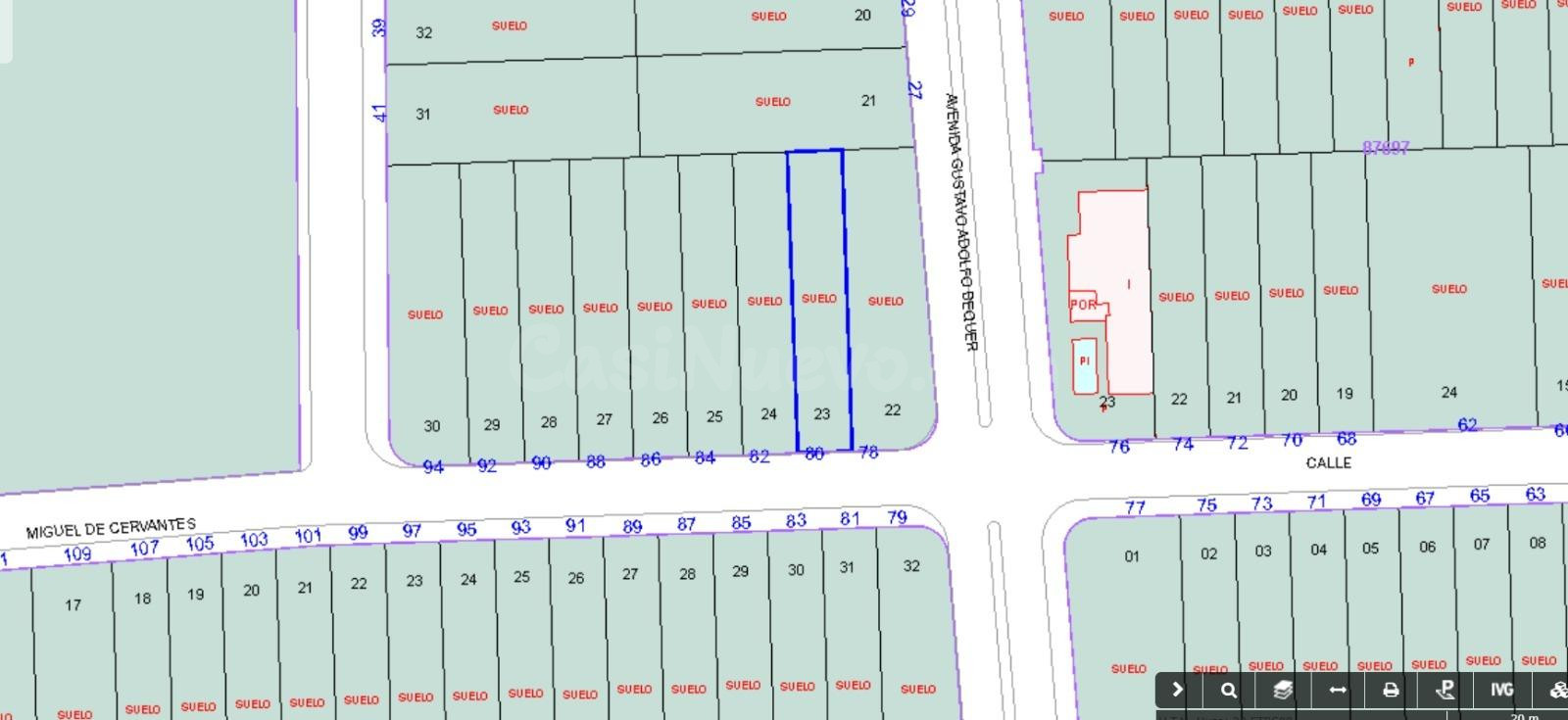 Parcela urbana de 269 m2 en calle Miguel de Cervantes, Argés