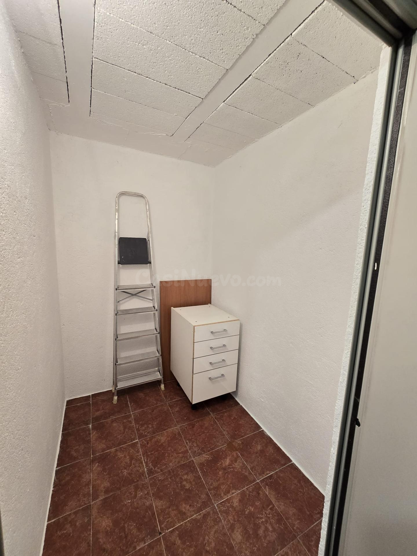 VIVIENDA IMPECABLE CON GARAJE Y BODEGA - foto 5