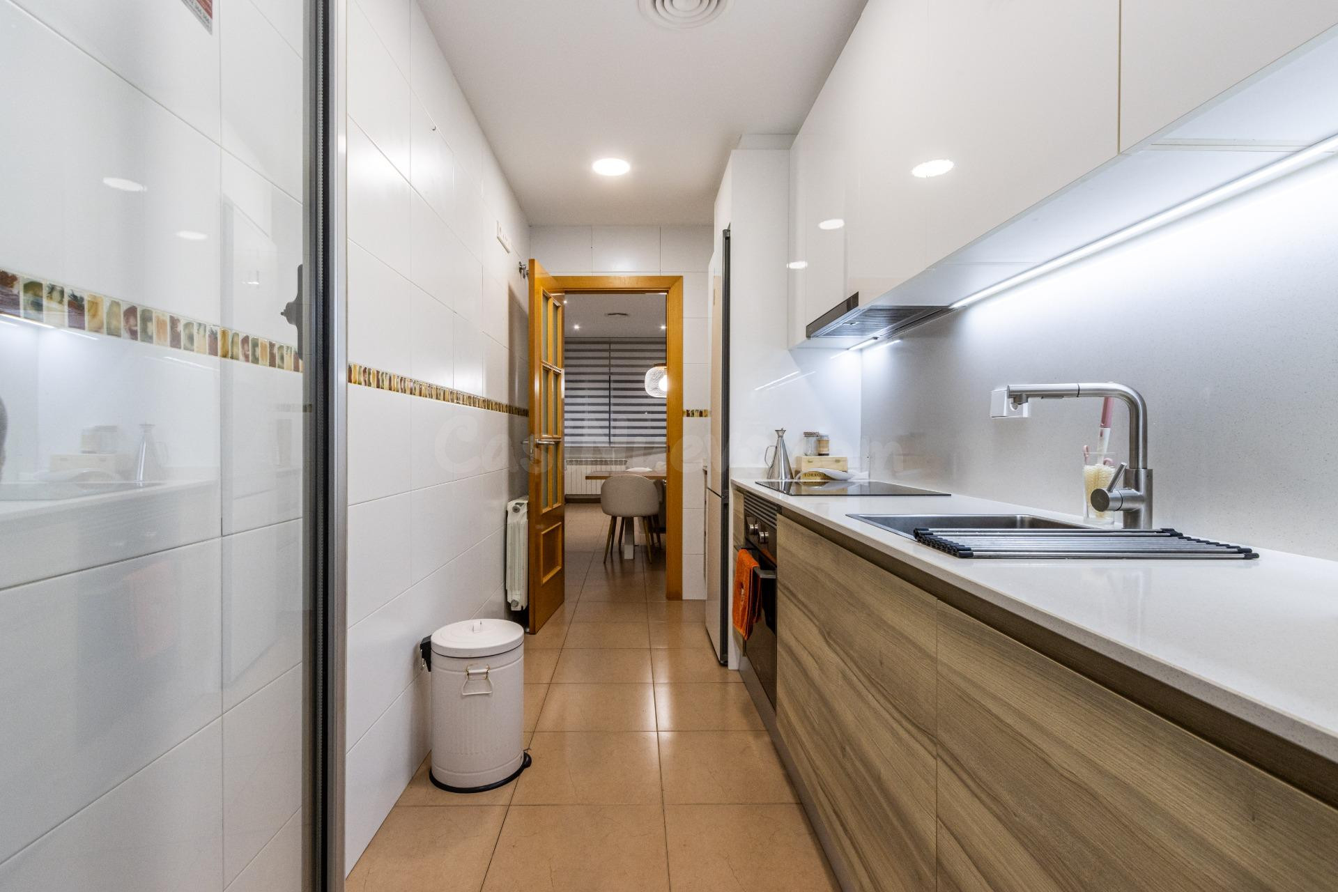 PLANTA BAJA SEMINUEVA JUNTO LA AVDA MATADEPERA - foto 4