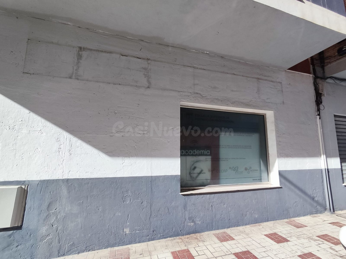 Local comercial 169m² en venta - Perchel Norte - Trinidad