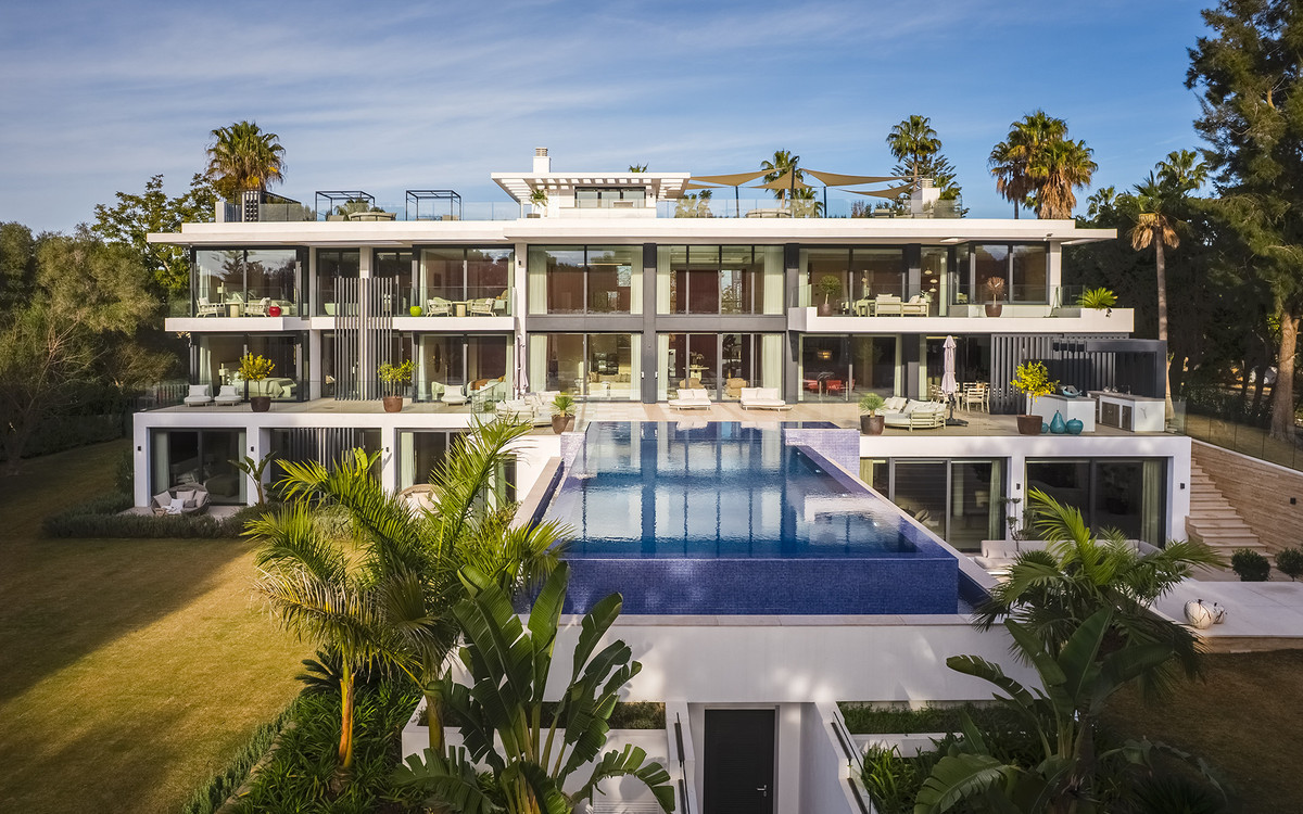 Chalet 7 habitaciones 1880m² en venta - Sotogrande Costa