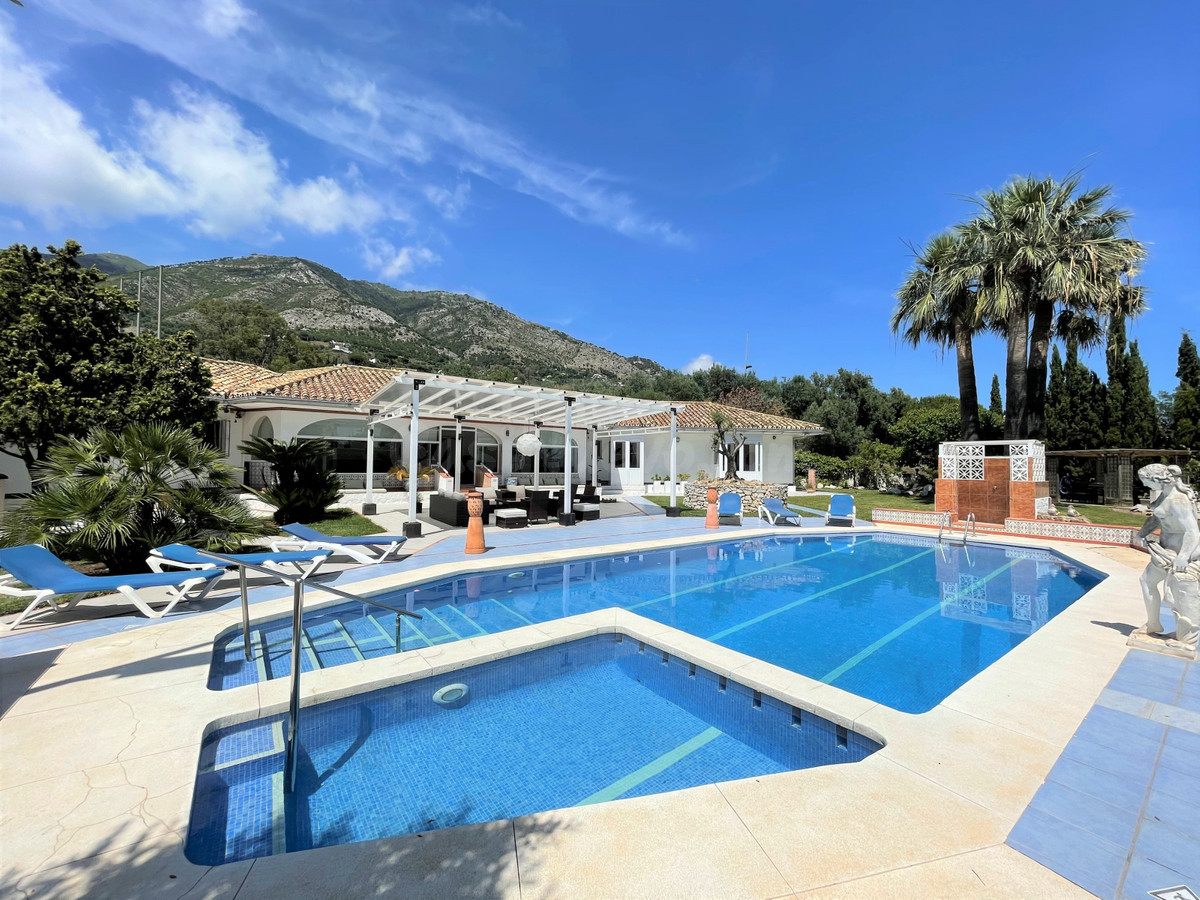 Chalet 7 habitaciones 515m² en venta - Riviera del sol