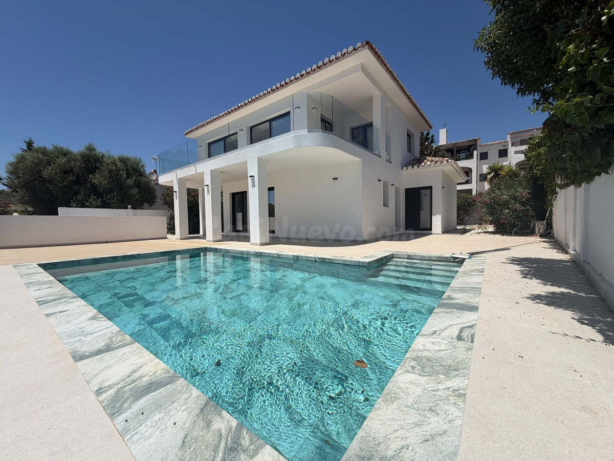 Chalet 3 habitaciones 332m² en venta - Riviera del sol
