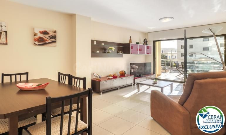 Apartamento de alto standing en Roses a 50 m del mar - foto 5