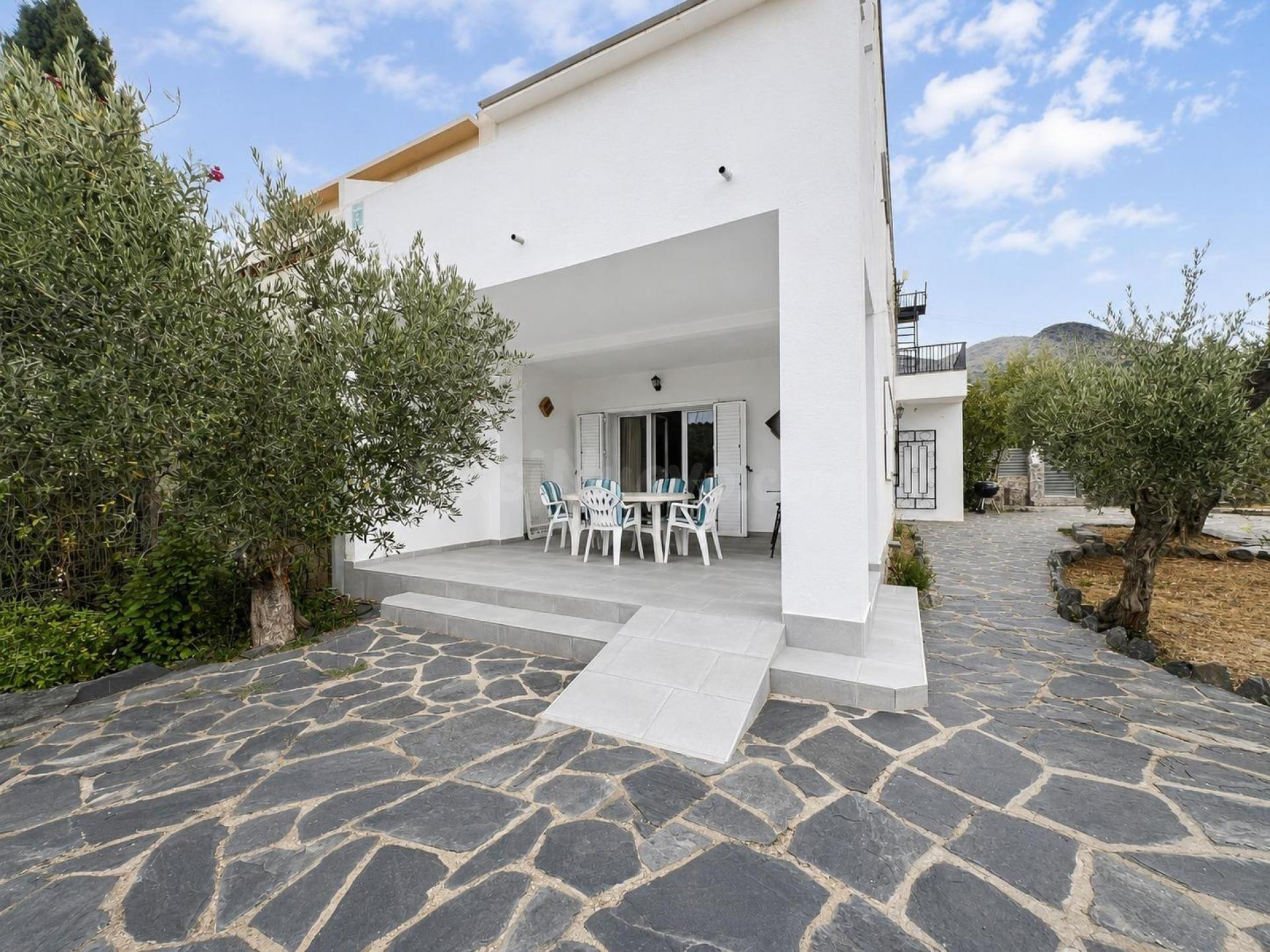 CASA CON TERRENO Y HUTG - foto 4