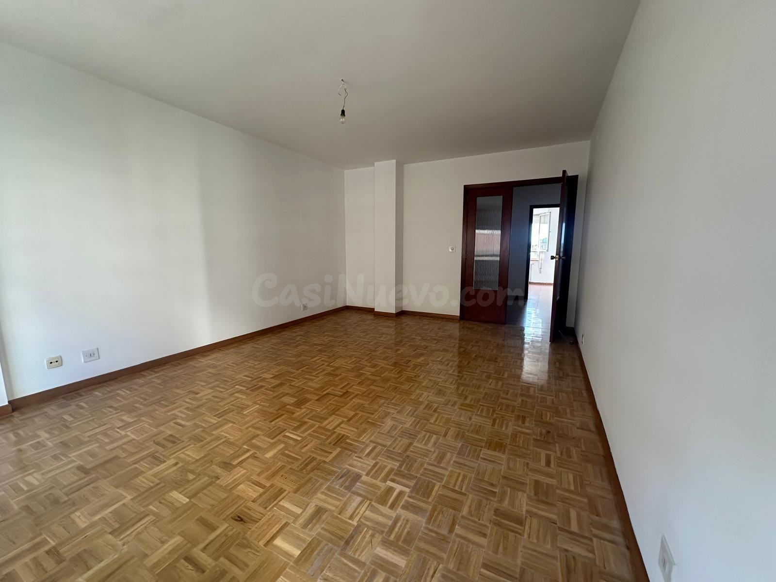 VENTA: Amplio Piso Zona Alta - foto 3