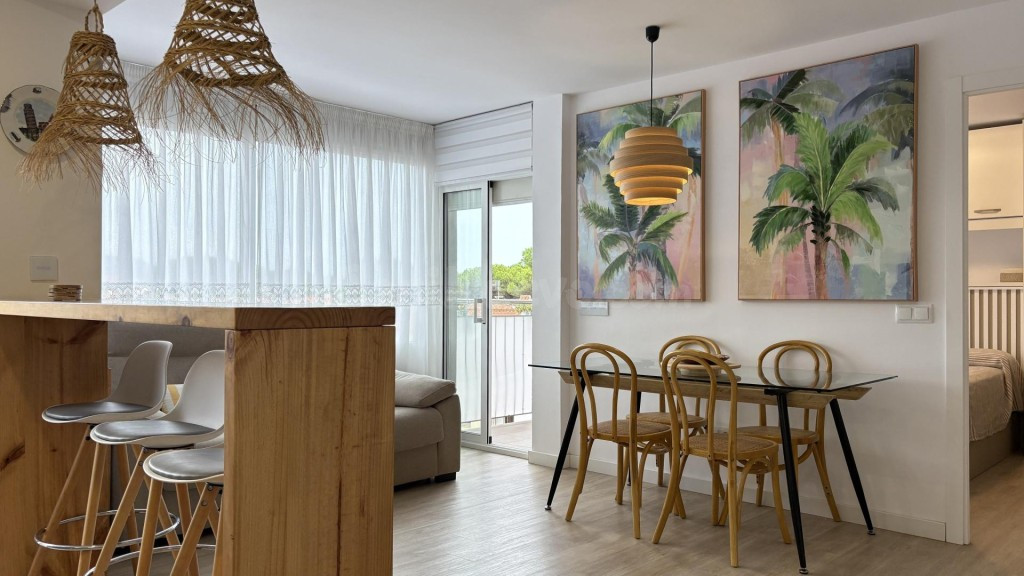 Oportunidad-Apartamento reformado en Los Pinos - foto 4