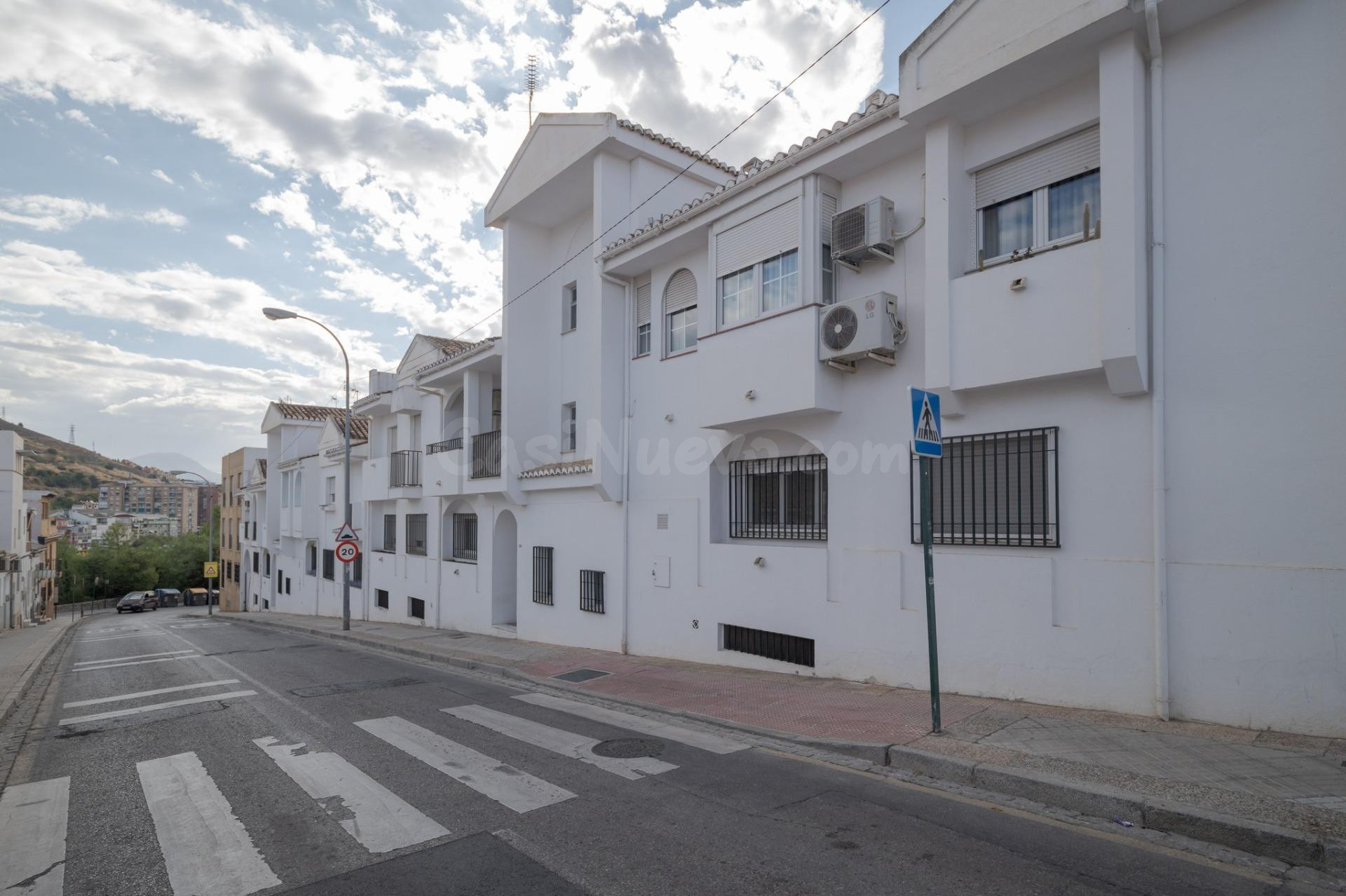 Amplio piso en Cervantes con garaje y trastero