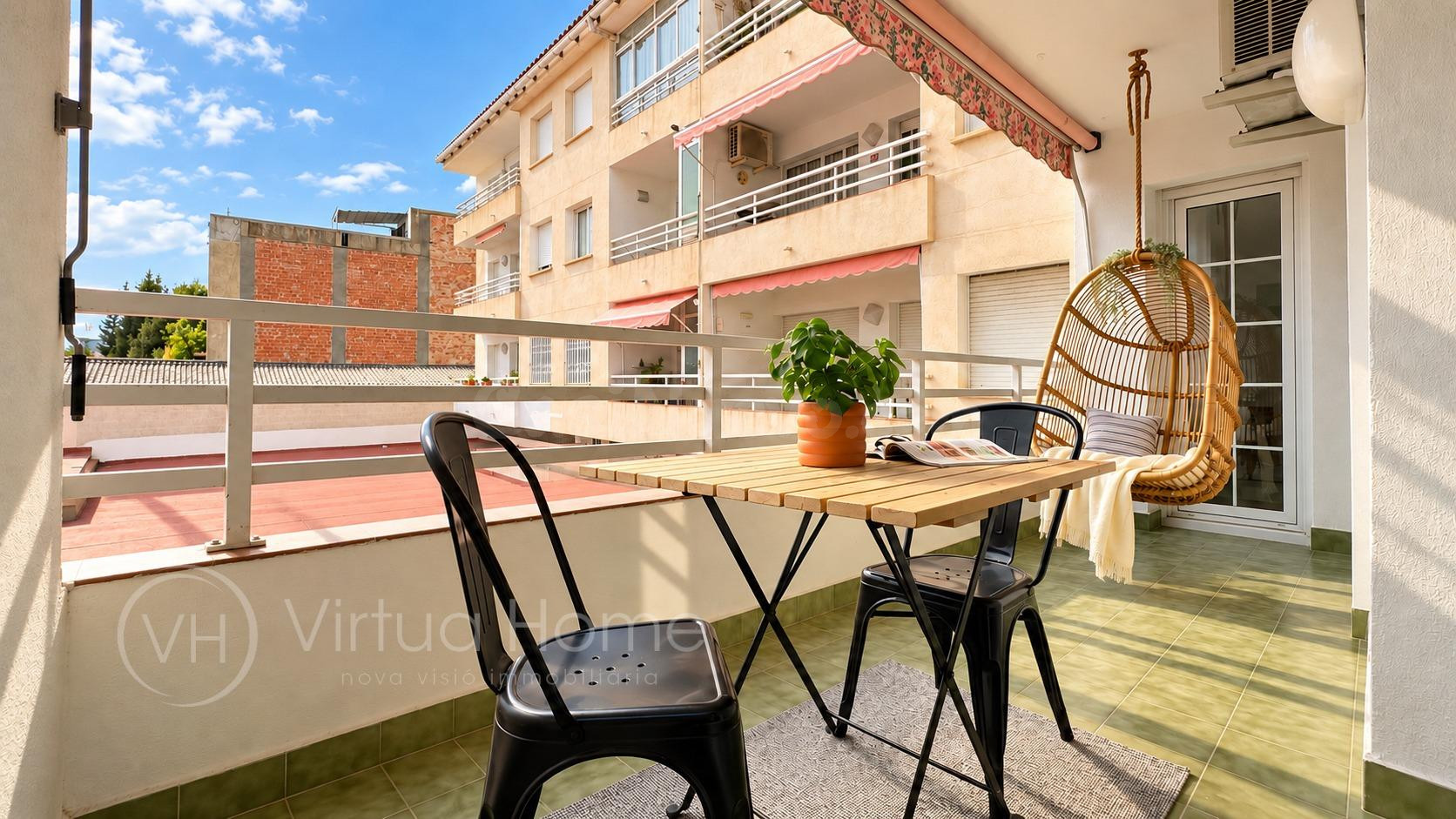 Piso muy céntrico con 4 habitaciones