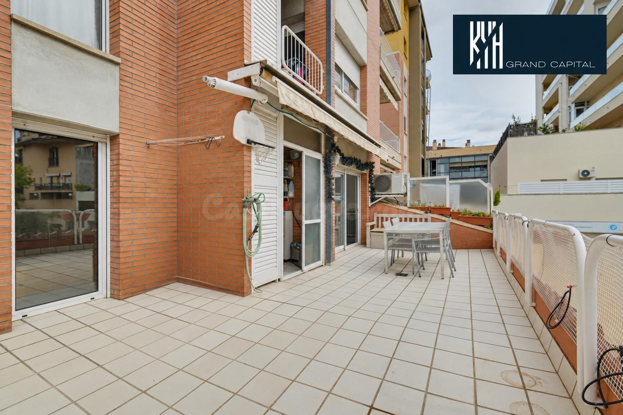 PISO GIRONA