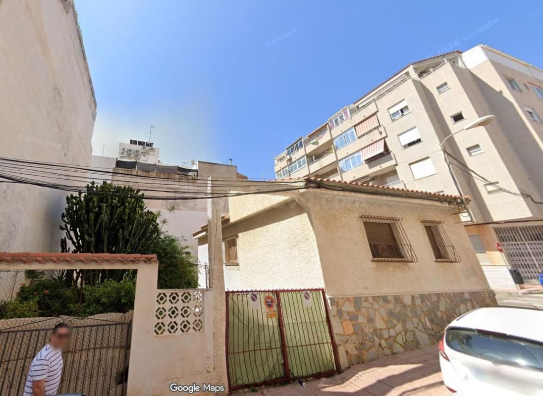 Parcela 180m² en venta - Estacion de autobuses - foto 2